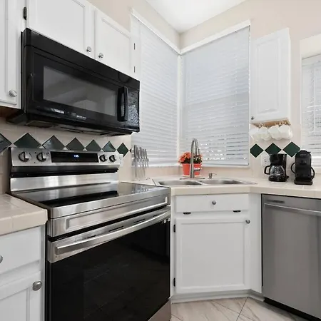 Beautiful Home Near Disney, Heated Pool, Bbq, 4 Bedrooms Kissimmee Exterior photo